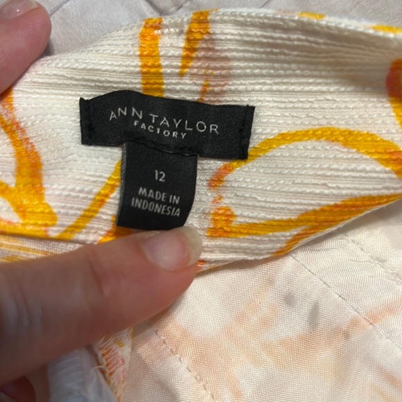 Ann Taylor dress shorts size 12 - Picture 3 of 9